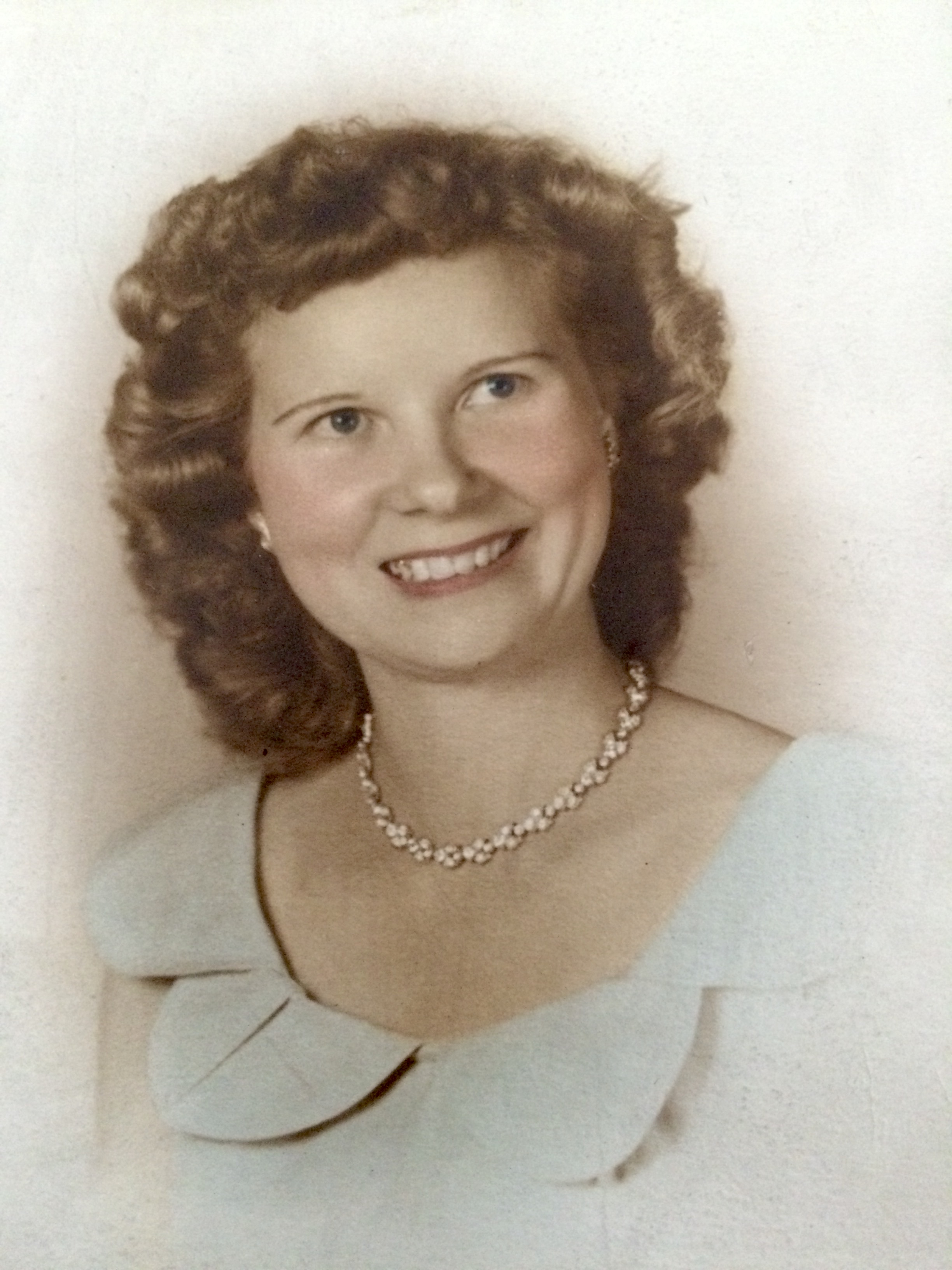 Helen J. Lowe Obituary on Michigan Memorial Funeral Home