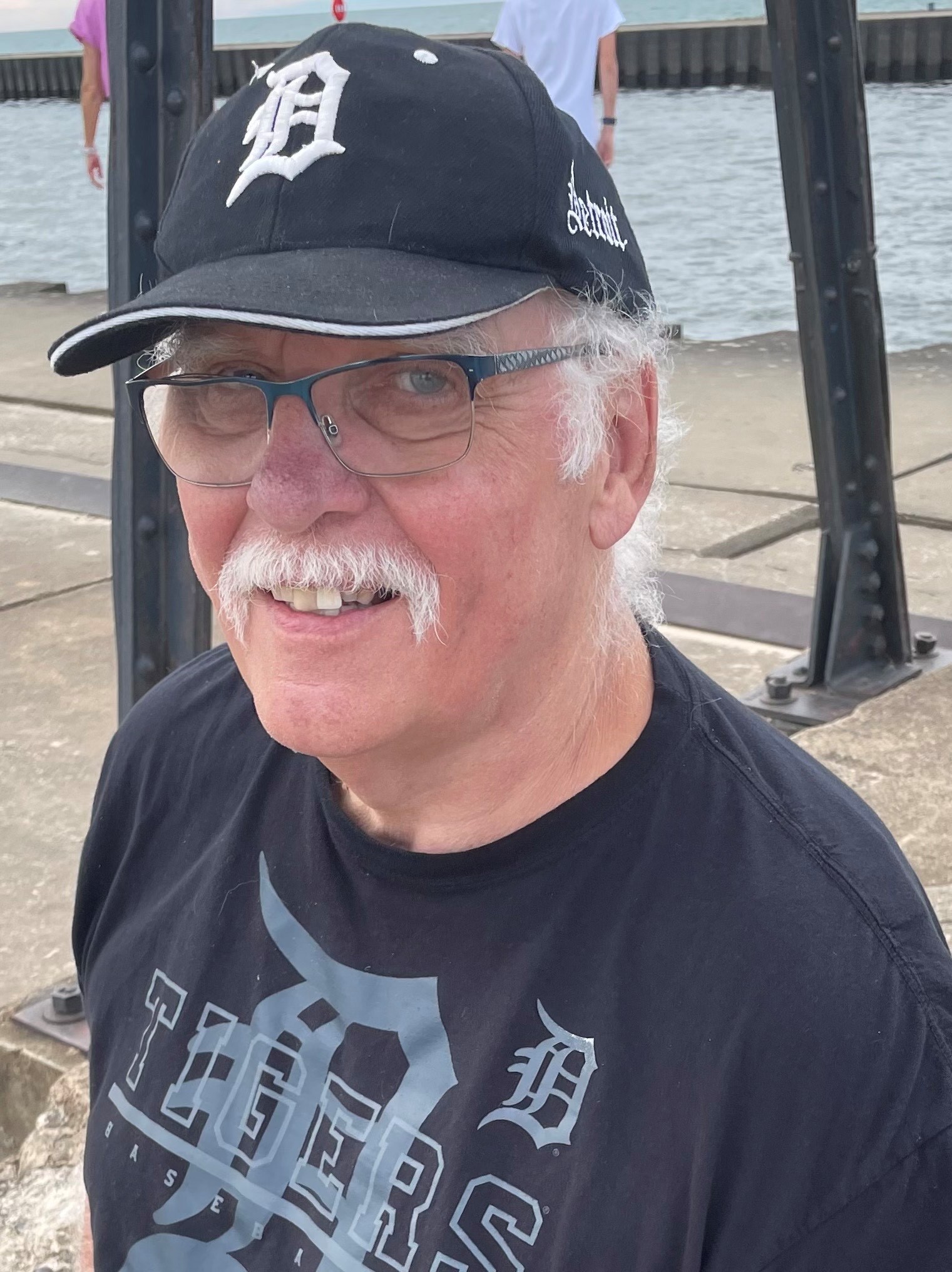James Peter Davis Obituary on Michigan Memorial Funeral Home