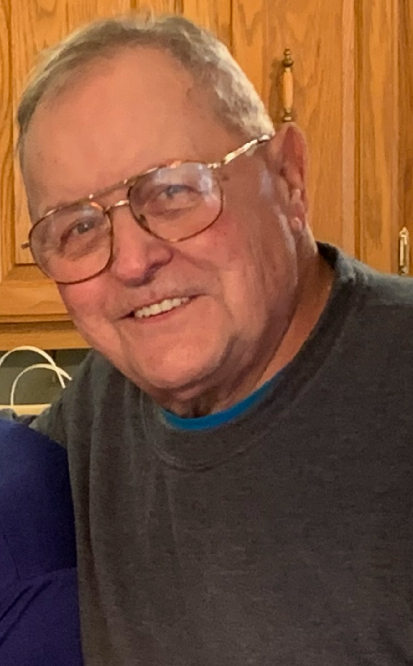 Robert Edward Hengy Obituary on Michigan Memorial Funeral Home